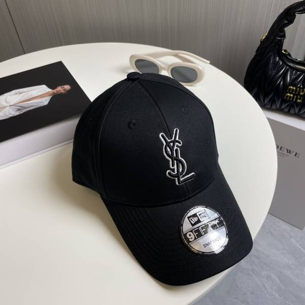 Yves Saint Laurent Hat SLH00026